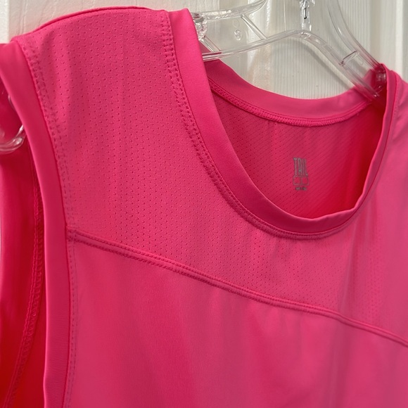 Tail Pink Coral Lightweight Tank Top Size Small - Picture 5 of 11